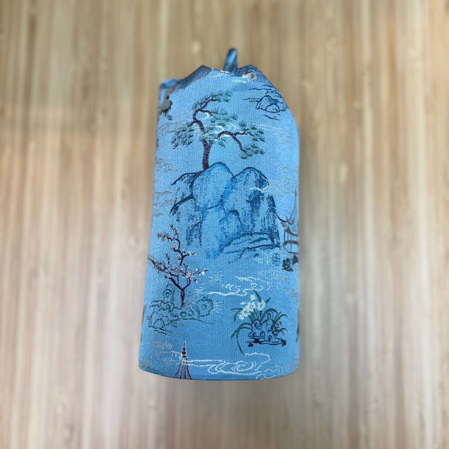 Patented Hand-made Silk Pen Holder - 8 Pens in Crane Pagoda 仙鹤楼阁