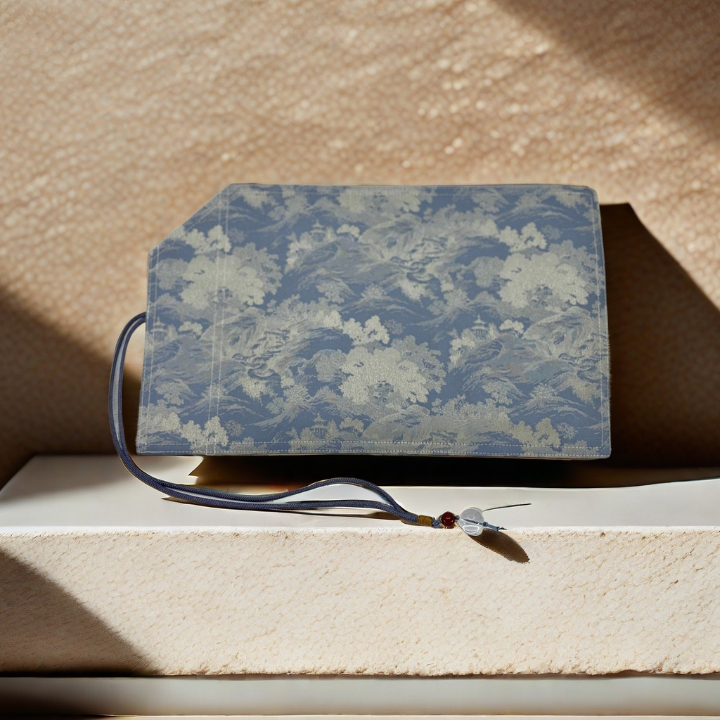 Hand-made Silk Pen Pouch - in ShanShui 山水