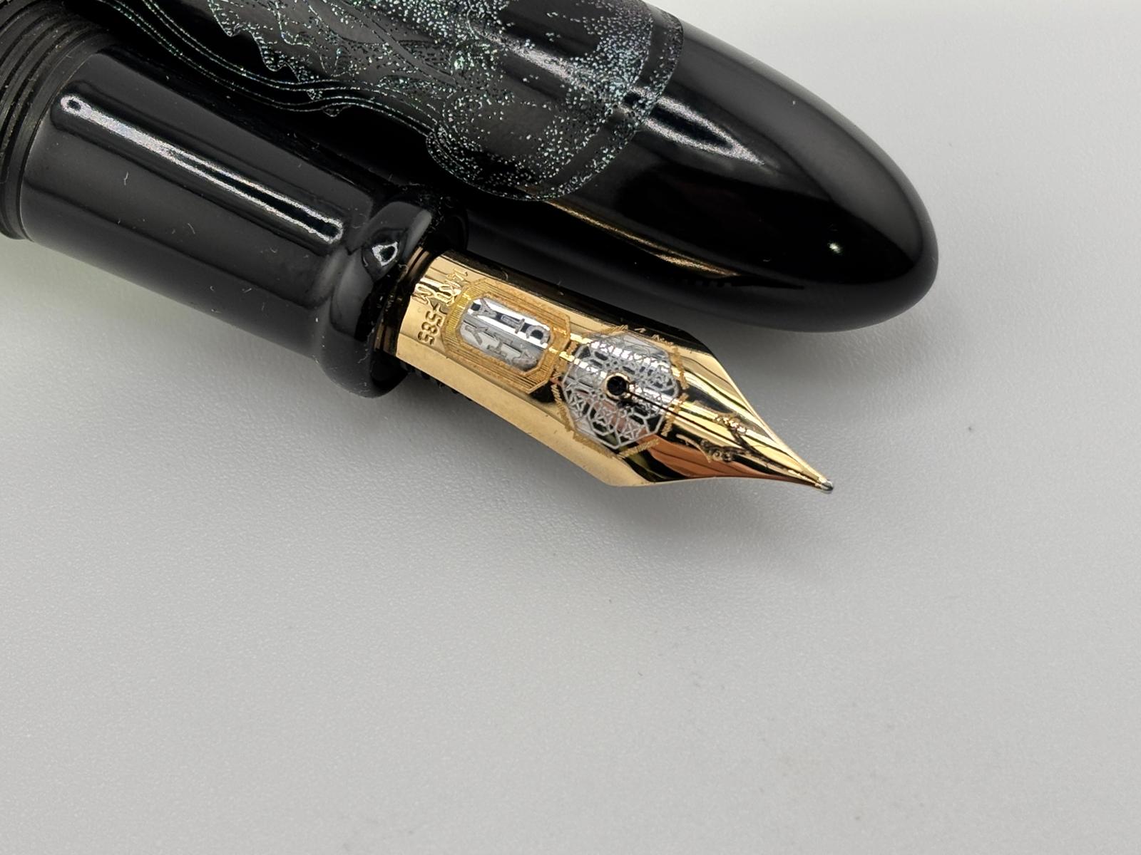 Cigar+ Chinkin Jellyfish 雪茄+-戧金