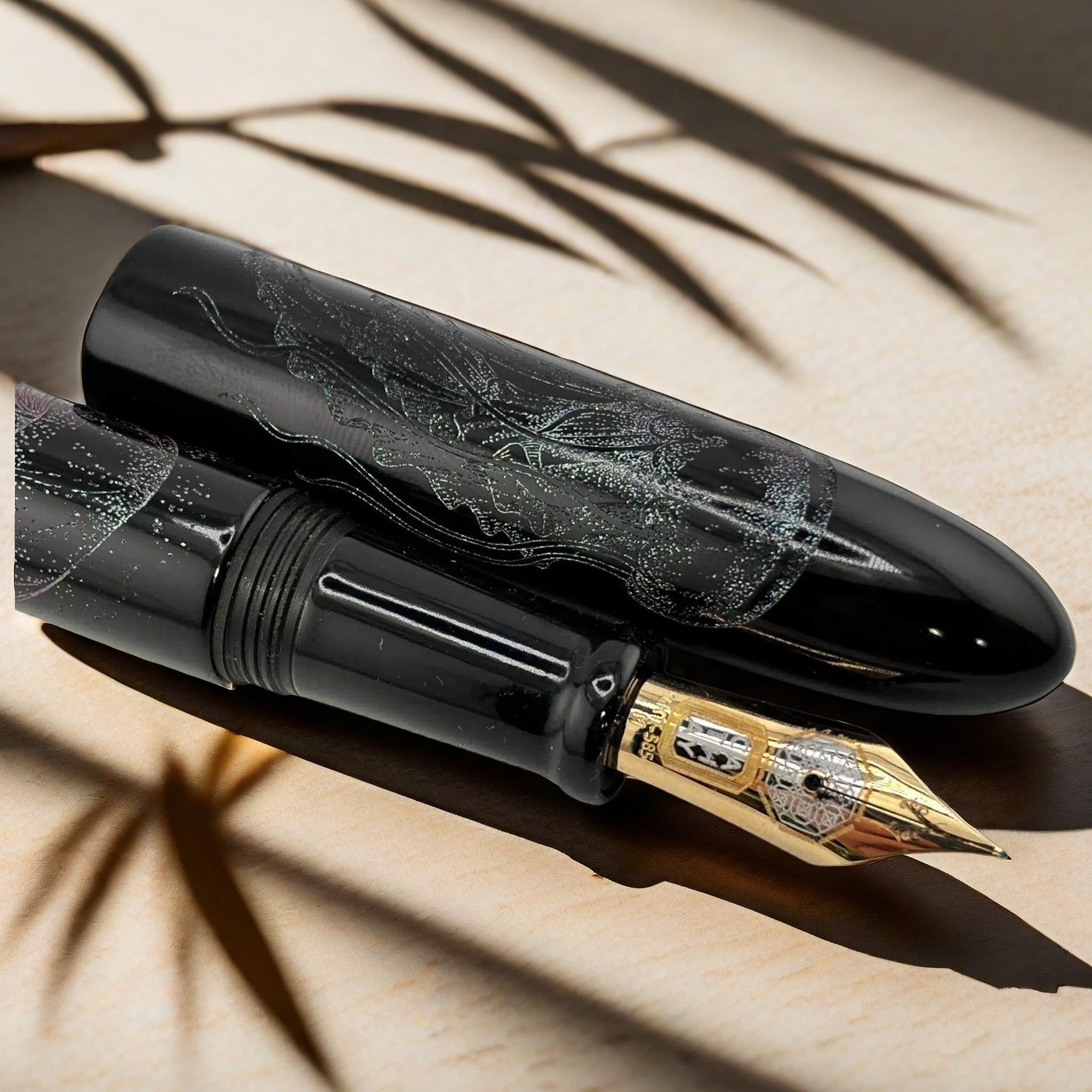 Cigar+ Chinkin Jellyfish 雪茄+-戧金