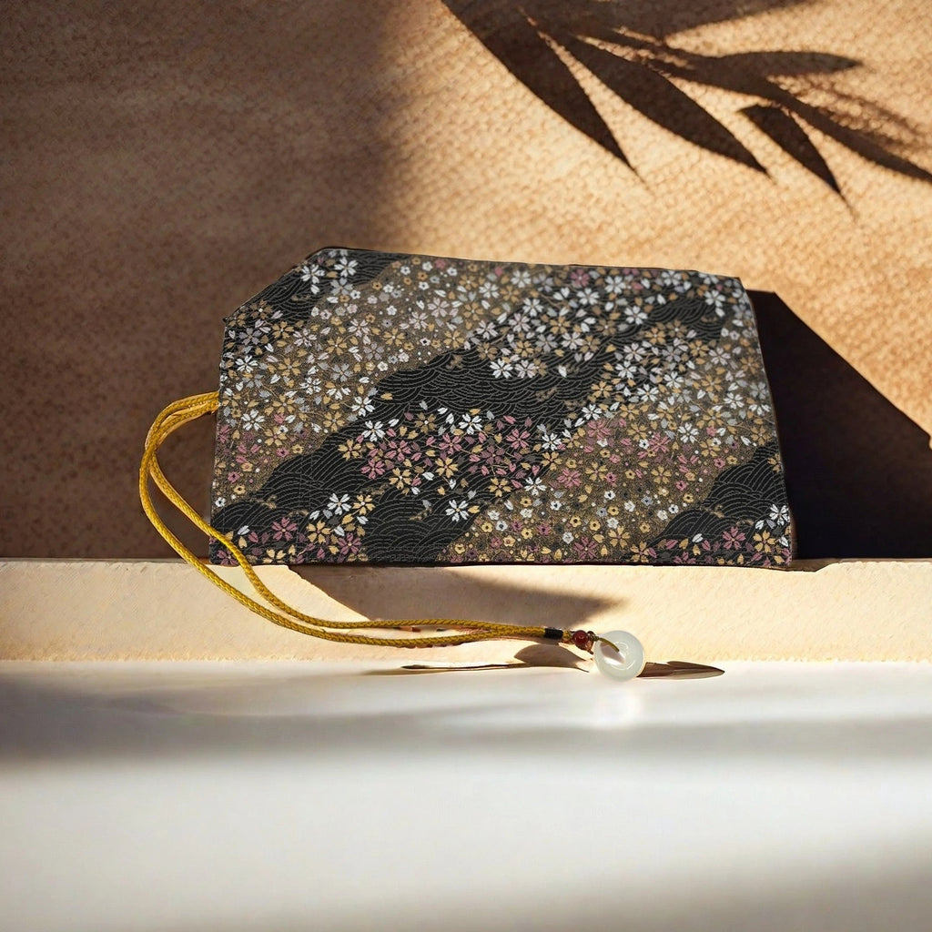 Hand-made Silk Pen Pouch - in Rippling Sakura 流水小櫻