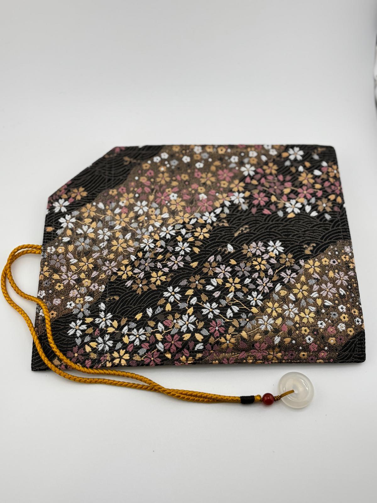 Hand-made Silk Pen Pouch - in Rippling Sakura 流水小櫻