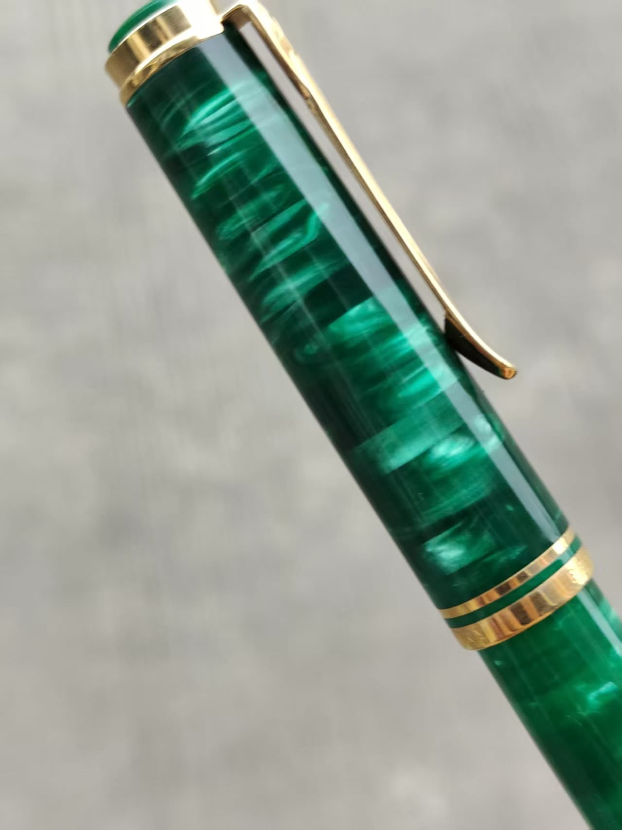 Custom M800